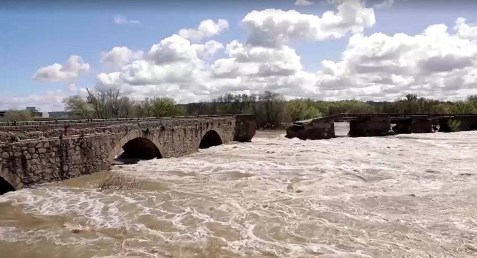 VÍDEO: REVERSES PESADAS APOMENTO A BRIVE video:-reverses-pesadas-apomento-a-brive