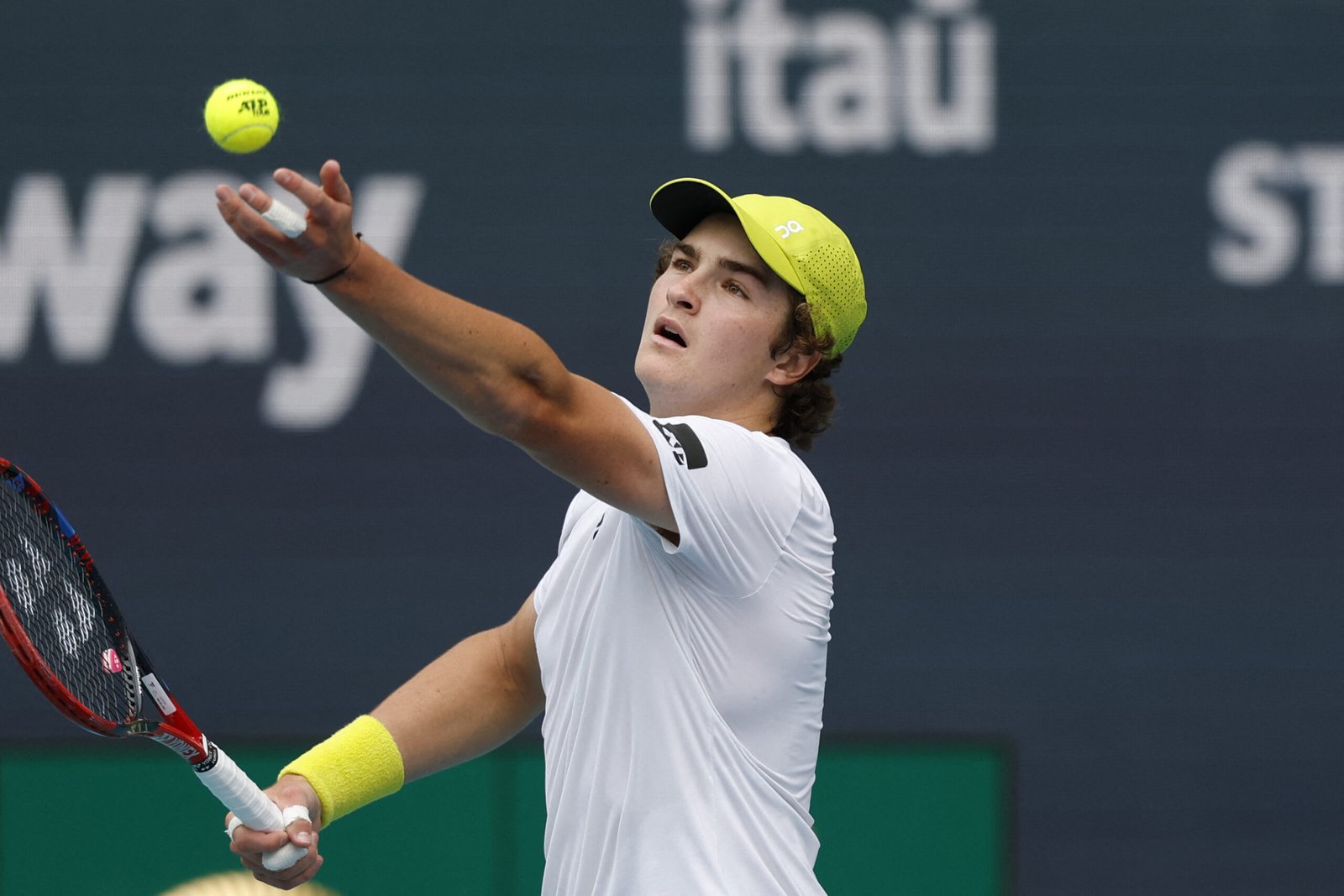 João Fonseca enfrenta Alex de Minaur no Miami Open nesta segunda -feira (24); Onde assistir? joao-fonseca-enfrenta-alex-de-minaur-no-miami-open-nesta-segunda-feira-(24);-onde-assistir?