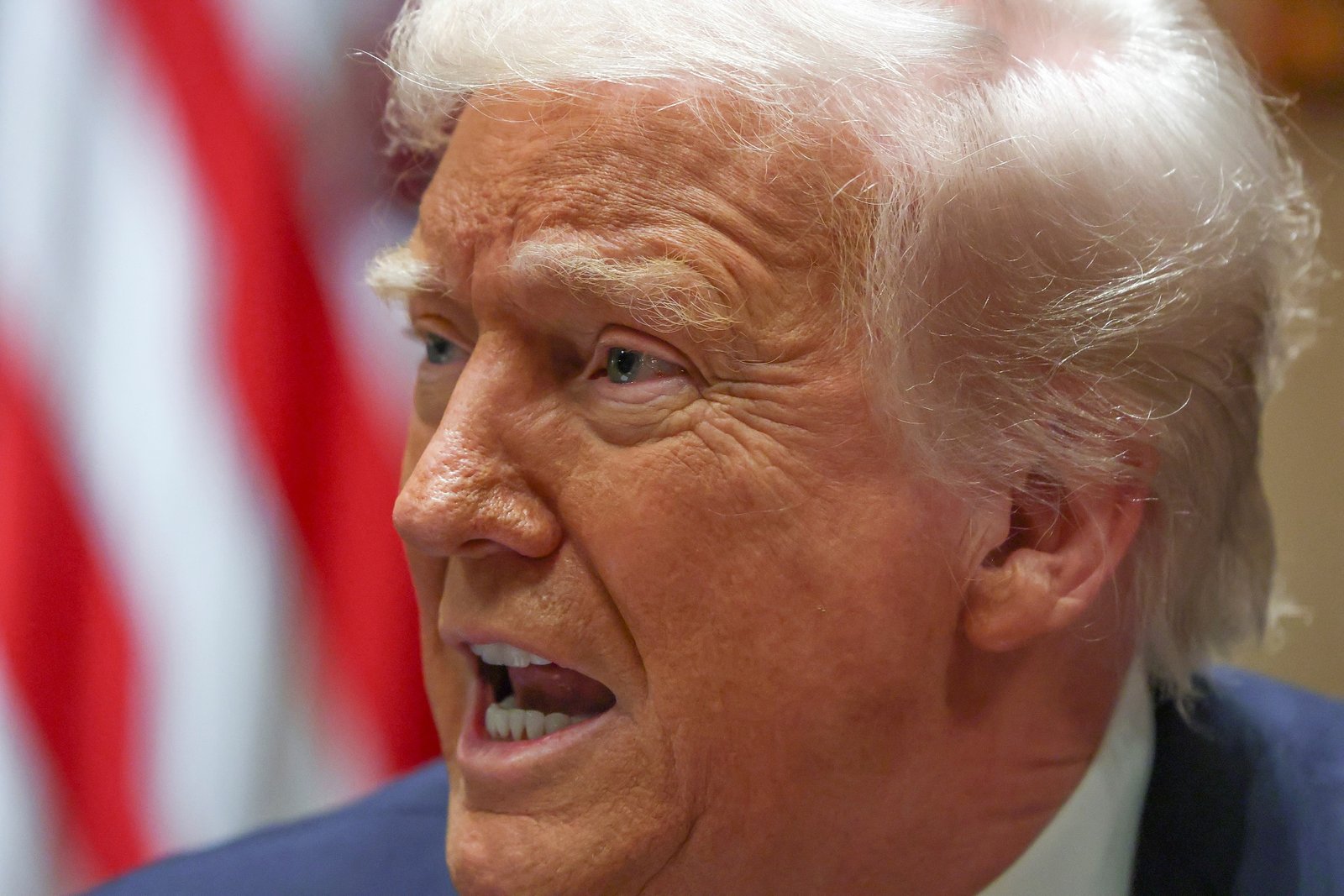 As ações de queda são proposital, diz o vídeo compartilhado por Trump as-acoes-de-queda-sao-proposital,-diz-o-video-compartilhado-por-trump