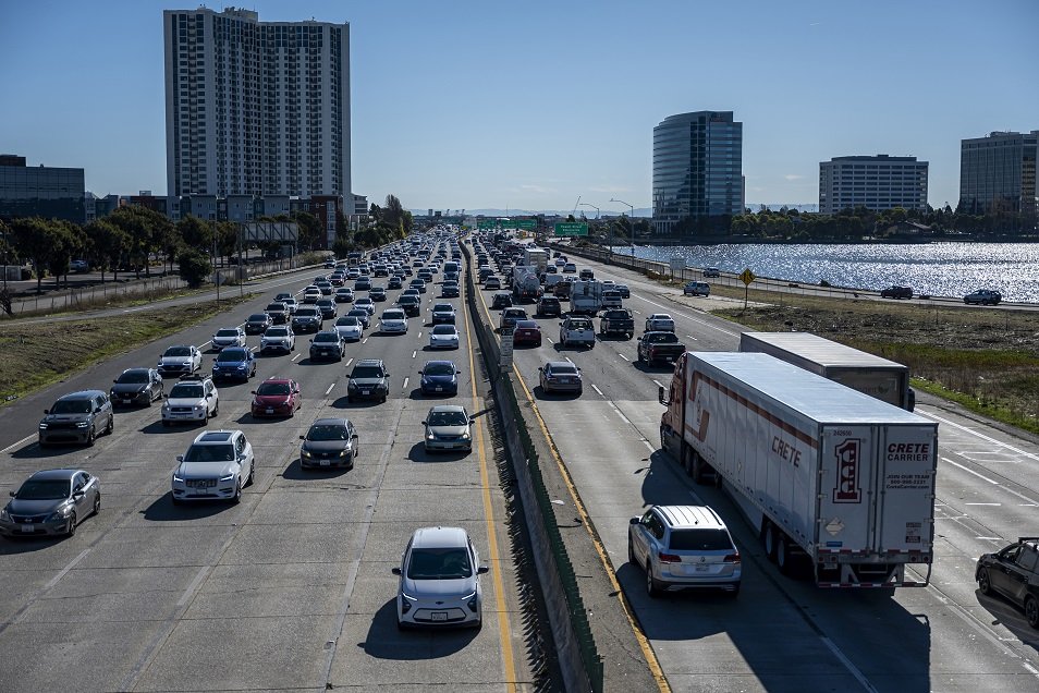 O Senado dos EUA derruba a proibição da Califórnia em carros com potência de gasolina o-senado-dos-eua-derruba-a-proibicao-da-california-em-carros-com-potencia-de-gasolina
